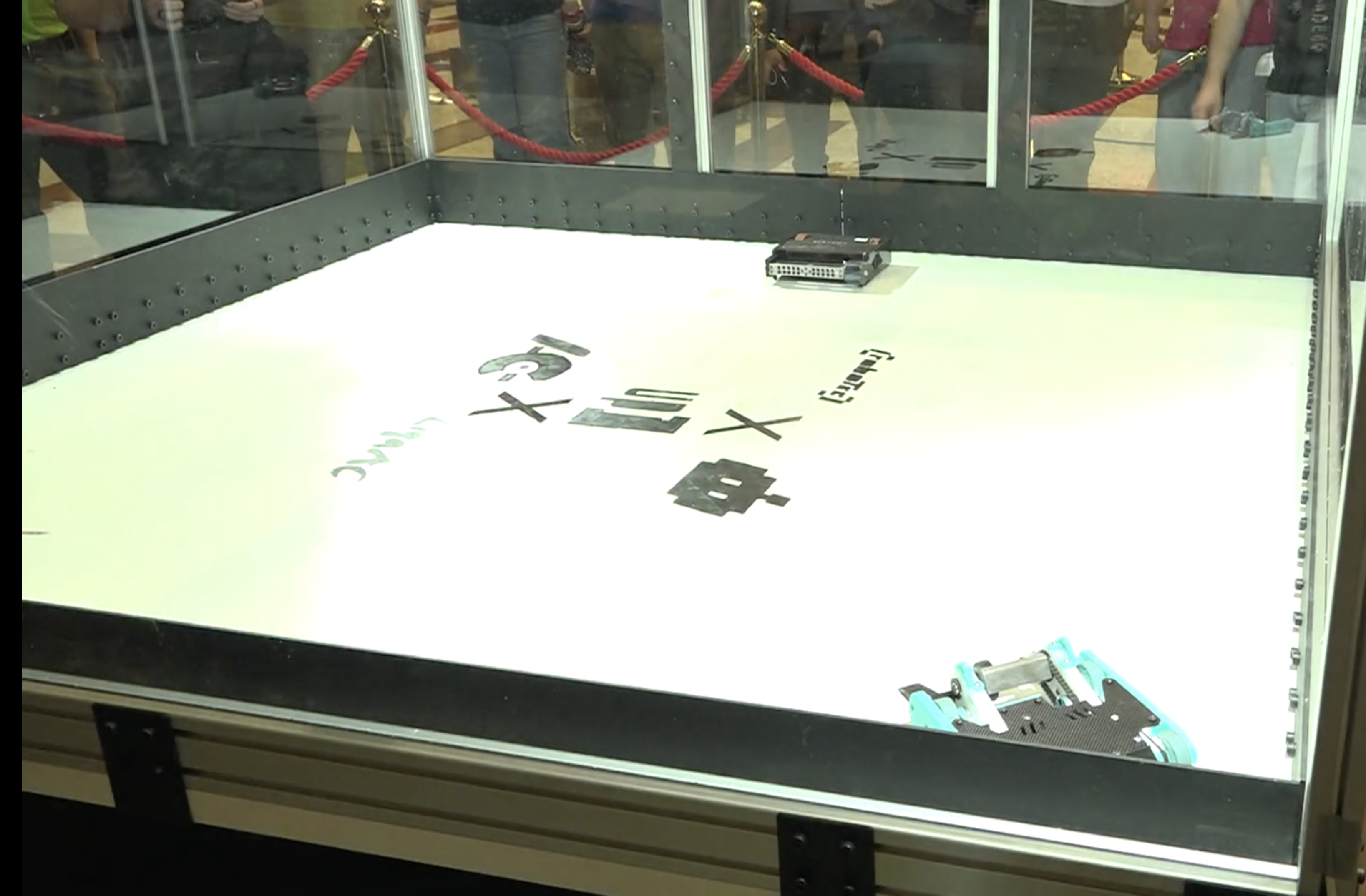 Arena de luptă Robotec Ligaac