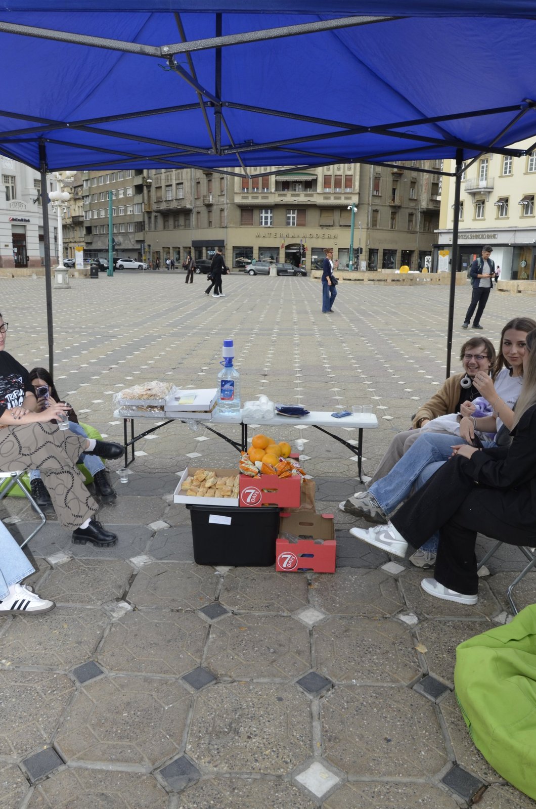 Standuri de prevenire, Piata Operei - fotografia 1.11