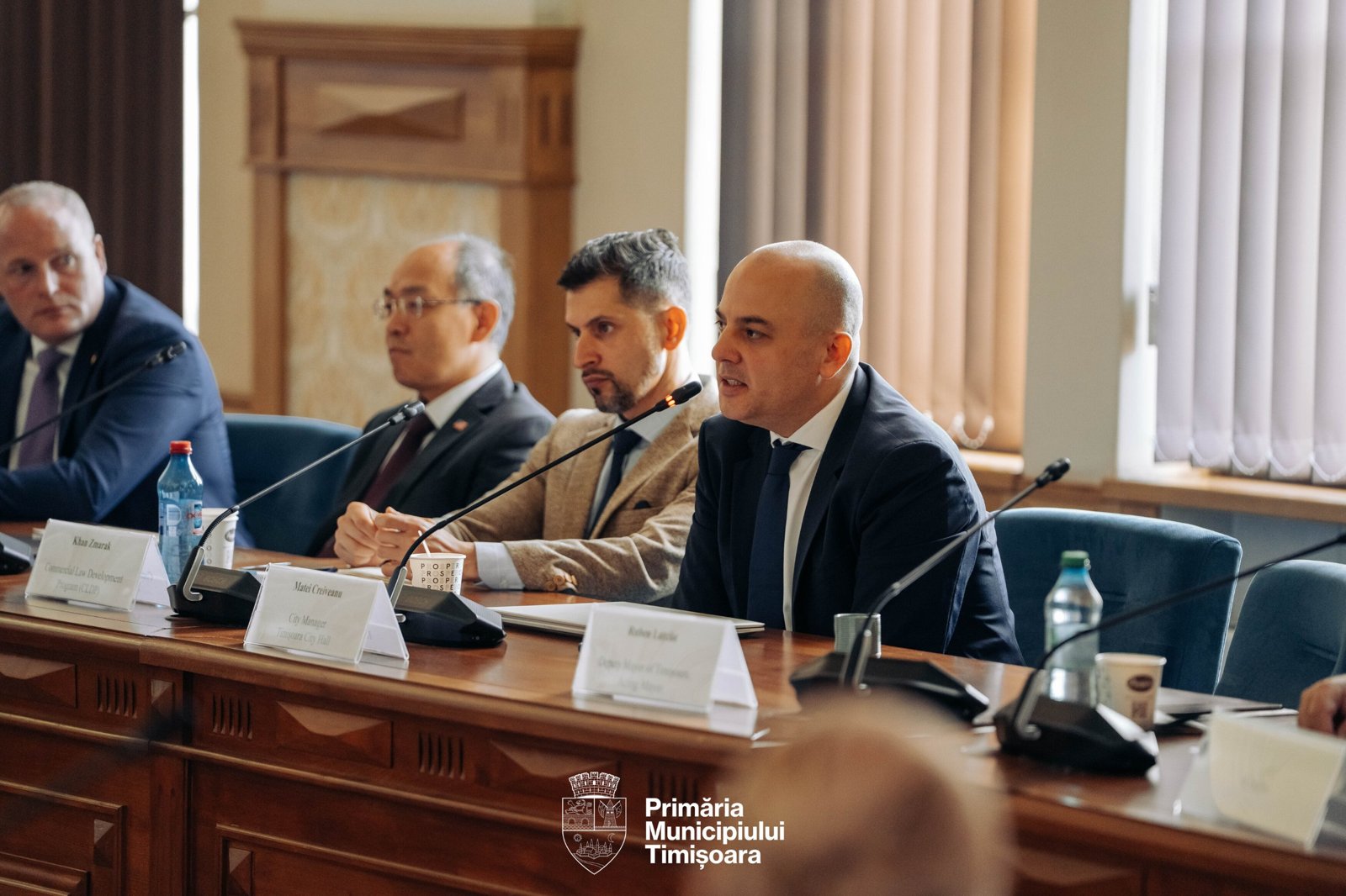 Matei Creiveanu, city manager al Timișoarei, vorbind la întâlnire