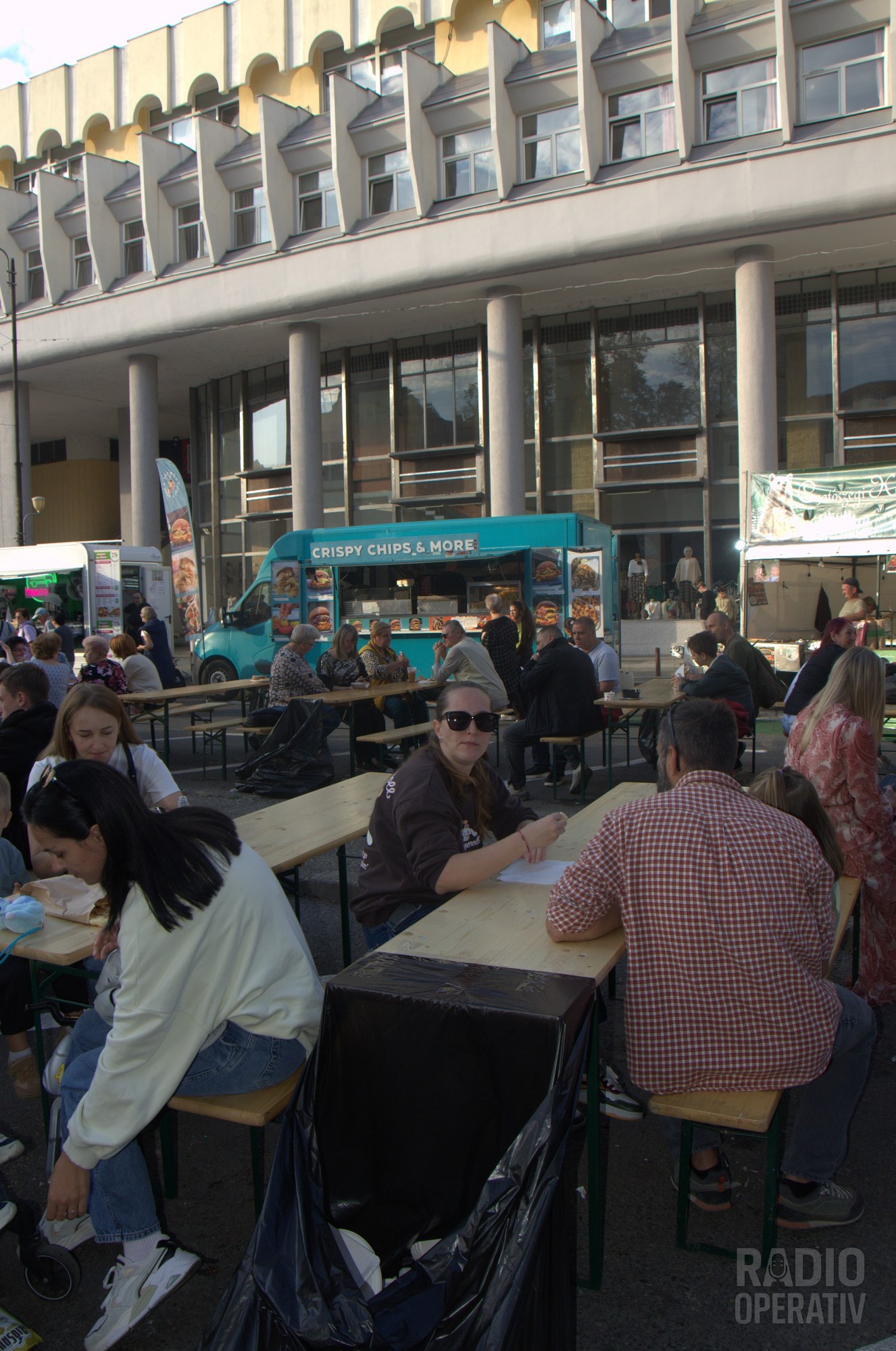 Mesele lungi ocupate, în zona gastronomică